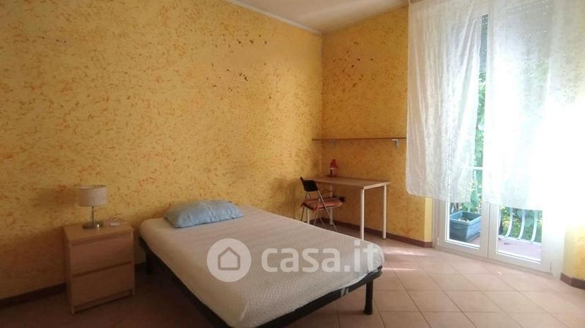 Stanza in Via Luigi Musini — foto 11 di 14