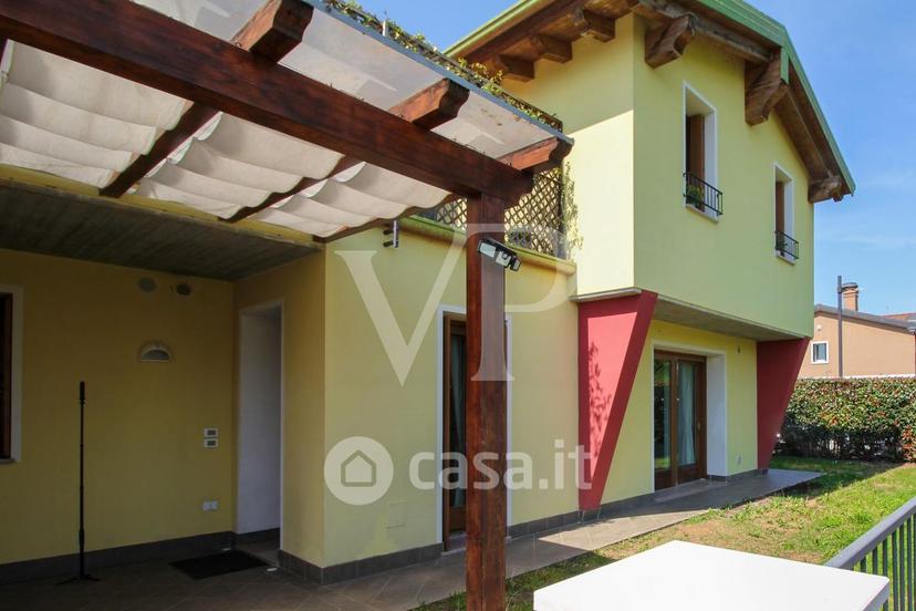 Trilocale in Via Capitello — foto 18 di 20