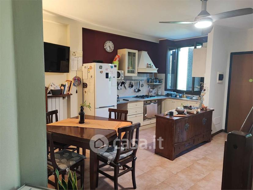 Bilocale in Via Fratelli Rosselli — foto 2 di 36