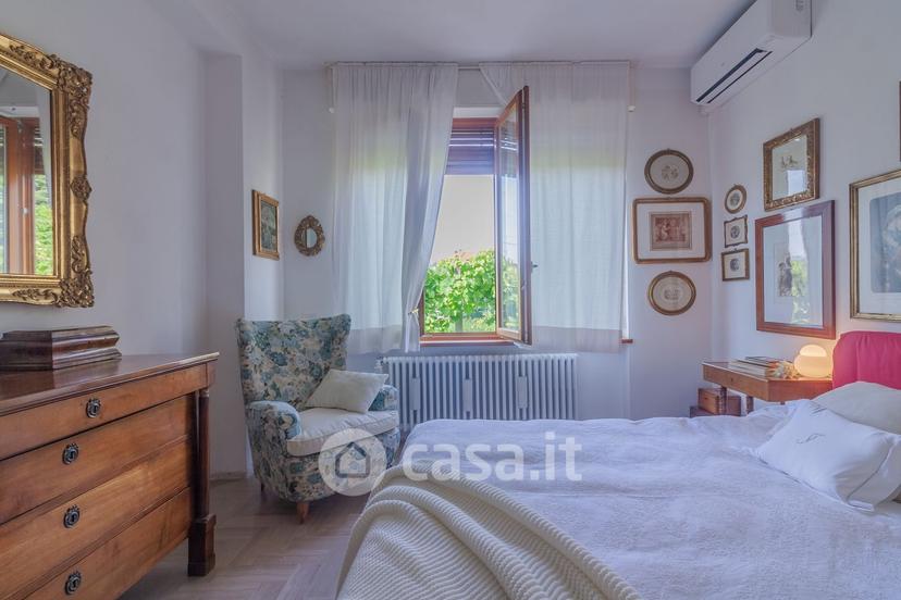 Villa in Via Como 19 — foto 12 di 32