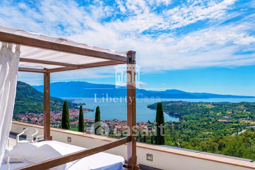 Villa in Via Bocca di Croce — foto 13 di 21