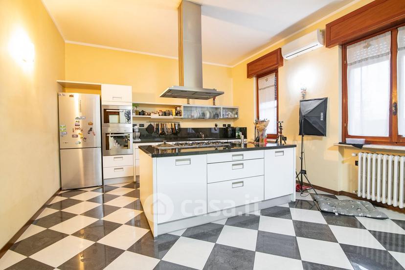 Villa in Via dei Mille — foto 47 di 50