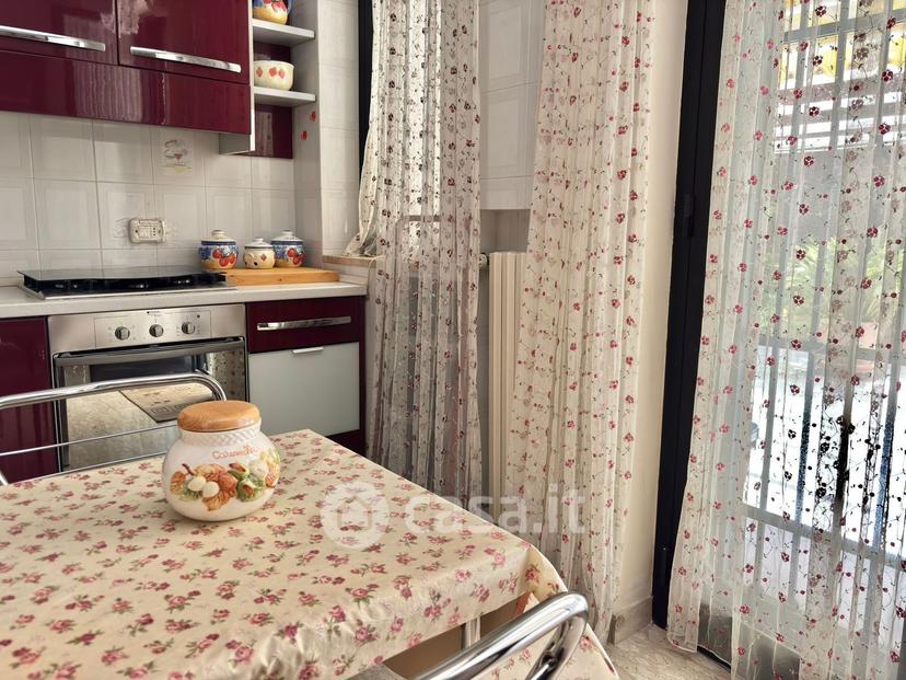 Bilocale in Via Vittorio Veneto 205 — foto 2 di 26
