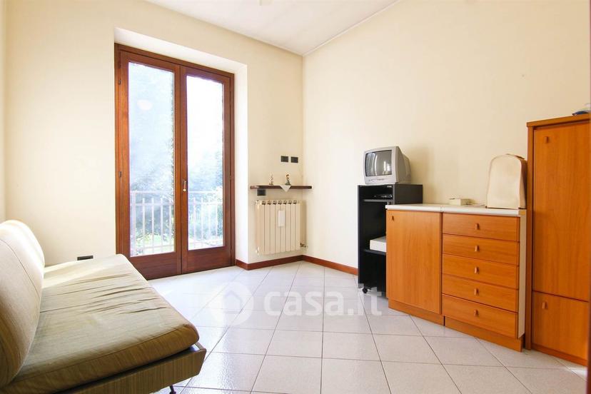 Villa in Via Enrico Fermi 9 — foto 21 di 45