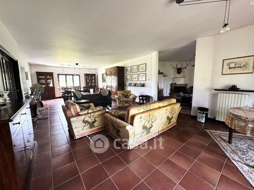 Villa in Viale Cristoforo Colombo 43 — foto 4 di 53