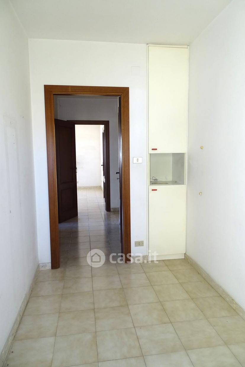 Quadrilocale in Via Pietro Nenni 6 — foto 29 di 36