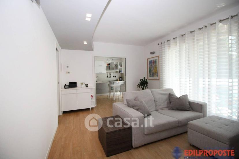 Trilocale in Via Pietro Maroncelli 26 — foto 27 di 31