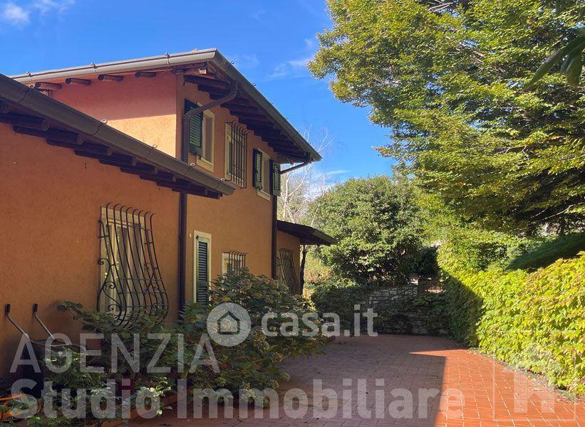 Villa in Via Predelli 5 — foto 27 di 41