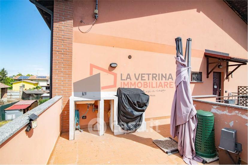 Quadrilocale in Via Laghetto 6 — foto 38 di 39