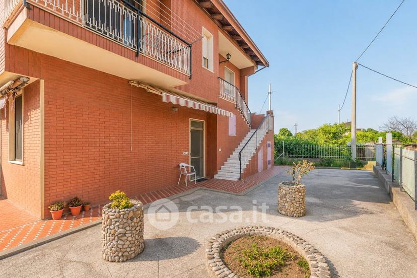 Villa in Via Tiziano 6 — foto 20 di 55
