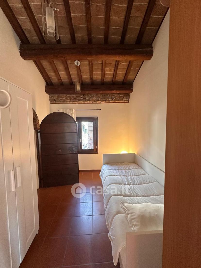 Trilocale in Via Savonarola 38 — foto 17 di 32
