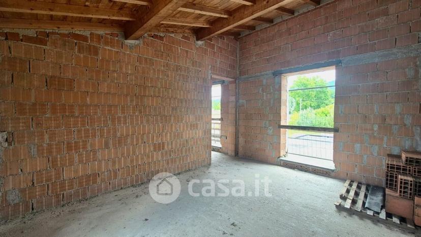 Villa in Via delle Ville 419 — foto 7 di 33