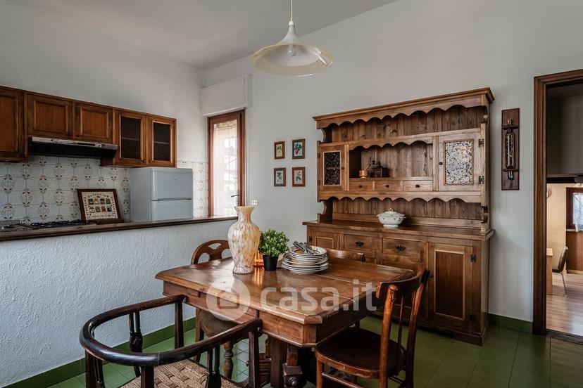 Villa in Via degli Ontani 48 — foto 12 di 34
