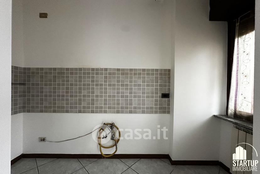 Trilocale in Via Carroccio 5 — foto 20 di 31