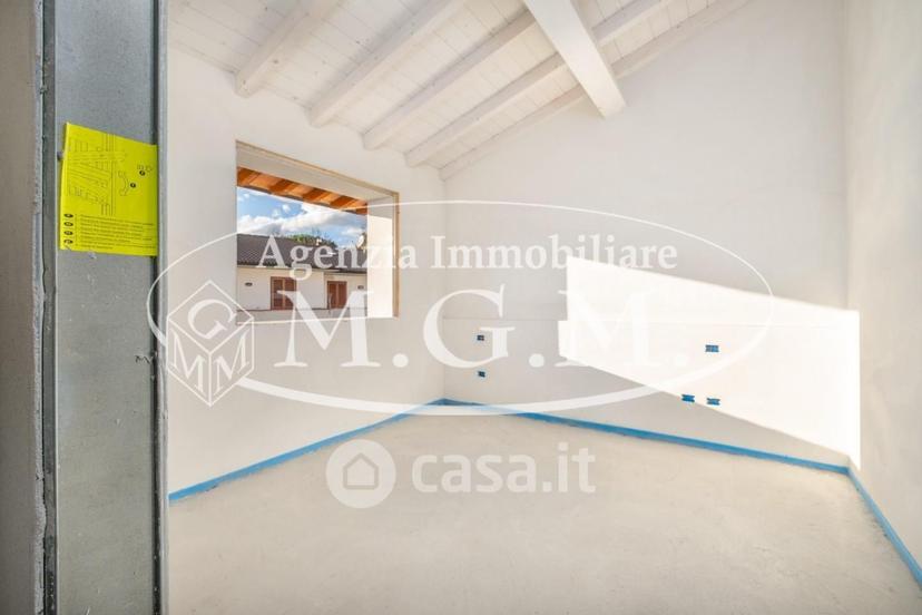 Villa in Via T. Mattei 2 C — foto 17 di 22