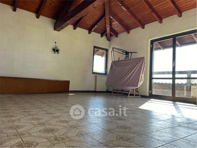 Villa in Via degli Alpini 1 — foto 16 di 41