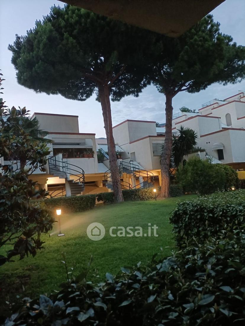 Trilocale in Via Giuseppe Verdi — foto 35 di 37