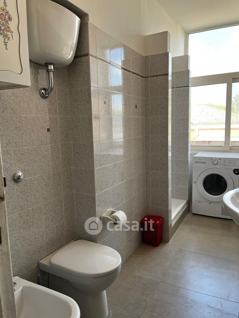 Stanza in Viale Vittorio Veneto 45 — foto 11 di 20