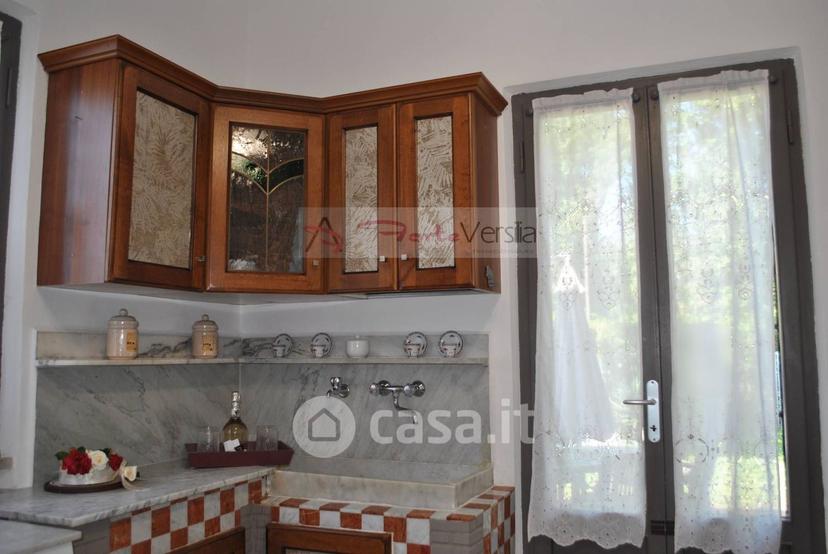 Villa in Via dei Cipressi 38 — foto 33 di 34