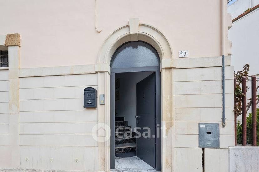 Appartamento in Via Cairoli 3 — foto 3 di 71