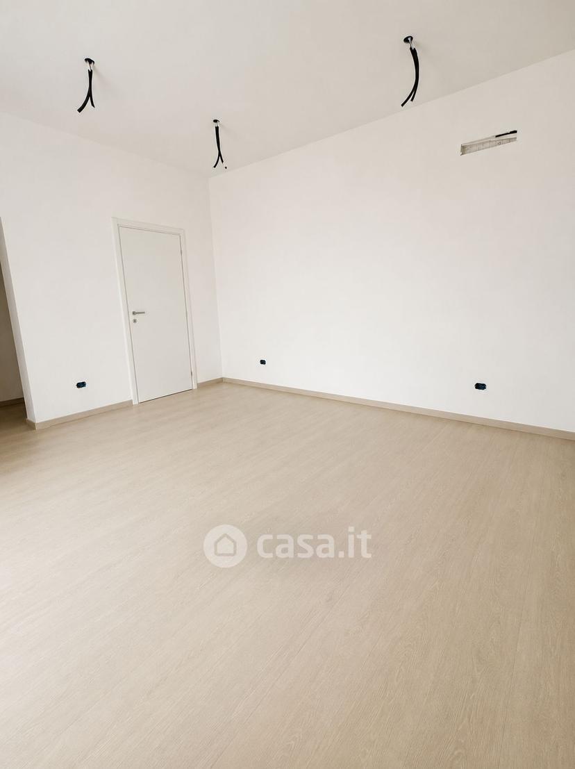 Bilocale in Via Milano — foto 24 di 32