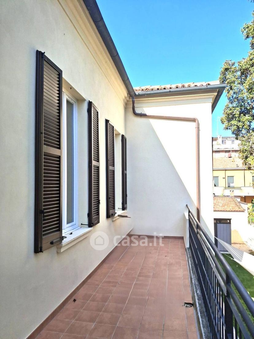 Quadrilocale in Via Francesco del Cossa 21 — foto 16 di 35