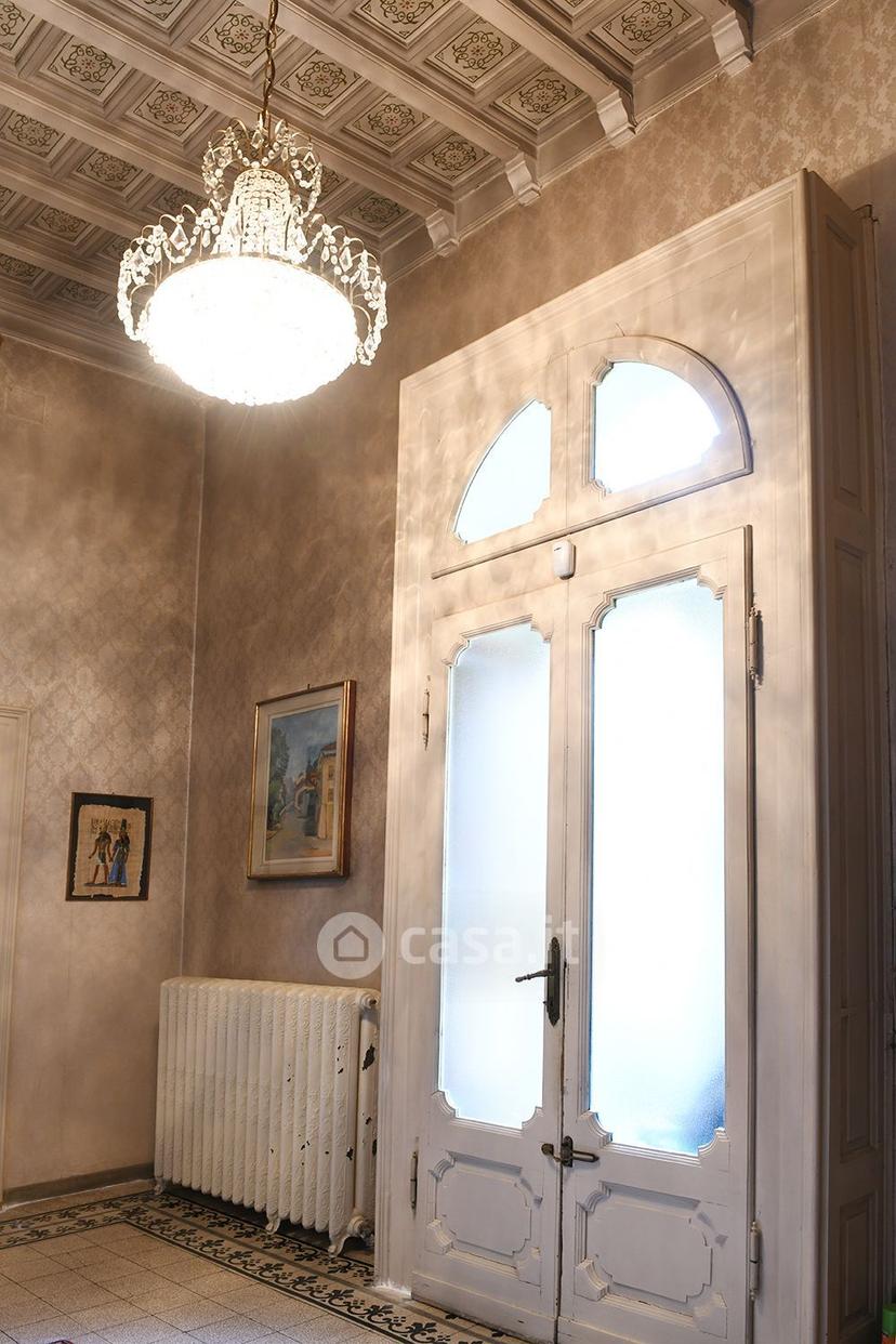Villa in Corso G. Matteotti 25 — foto 15 di 33
