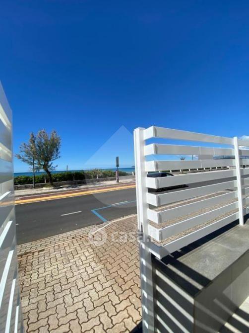 Appartamento in Lungomare Nazario Sauro 46 — foto 13 di 20