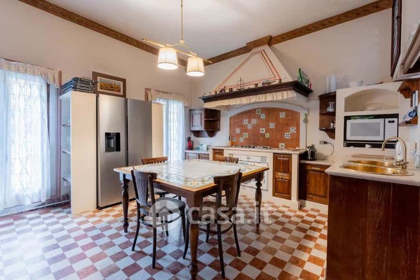 Appartamento in Vicolo Dotti 5 — foto 12 di 57