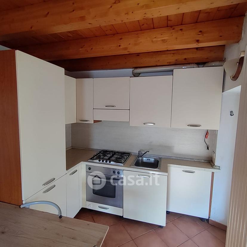 Trilocale in Via Gireglio 33 — foto 24 di 25