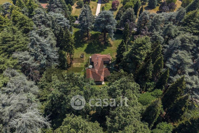 Villa in Via Armando Diaz 90 — foto 26 di 38