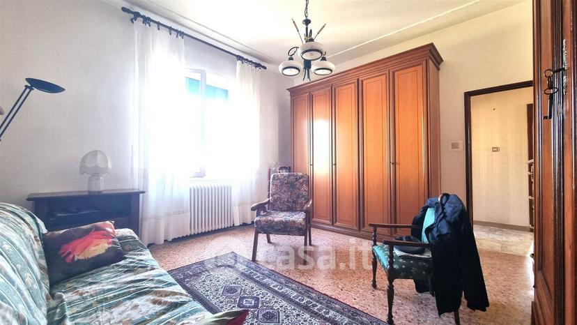 Appartamento in Via Susa 8 — foto 30 di 33