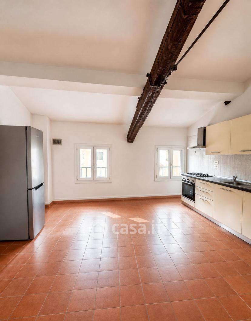 Trilocale in Piazza del Monte — foto 4 di 15