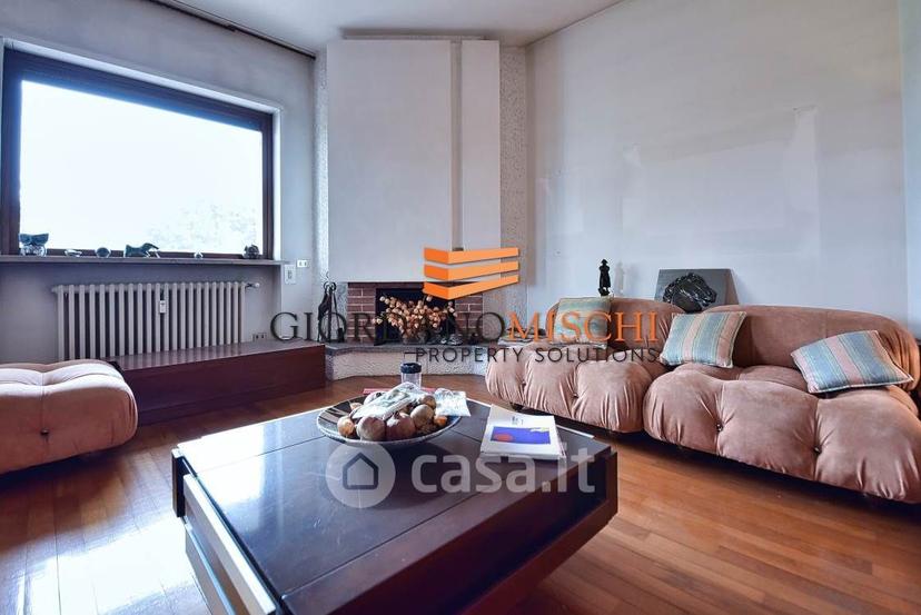 Appartamento in Via A. Villa 20 — foto 50 di 53