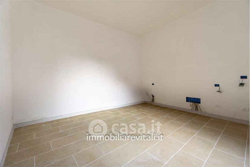 Trilocale in Via Re Amato — foto 7 di 18