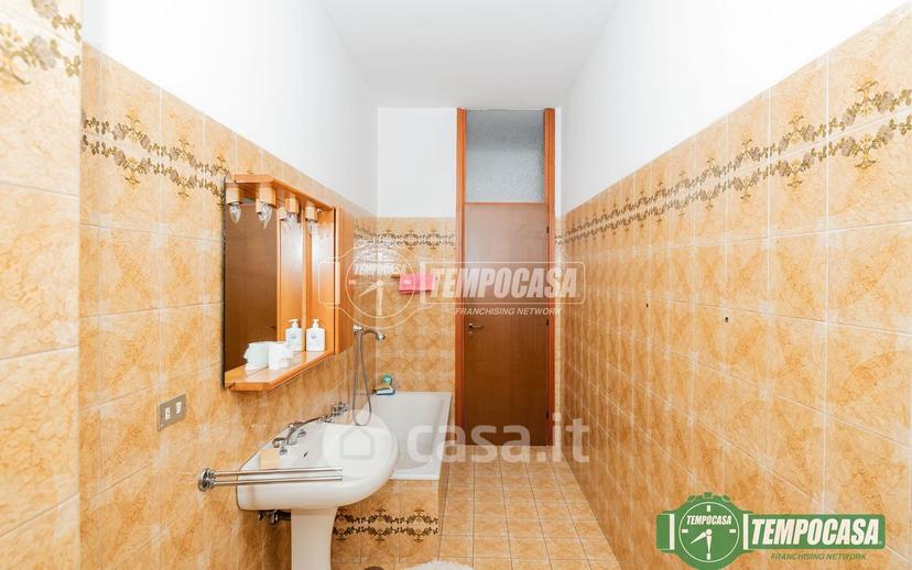 Quadrilocale in Largo Volontari del Sangue — foto 19 di 24