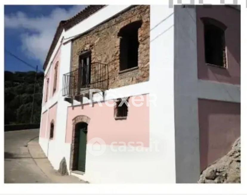 Villa in Via Marinella — foto 5 di 14