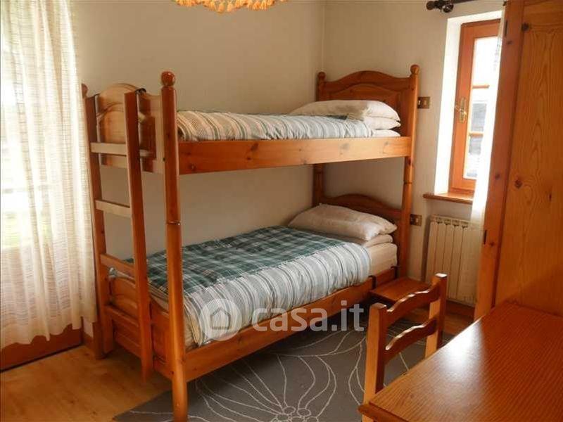 Quadrilocale in Via Monte Rosa 188 — foto 9 di 12