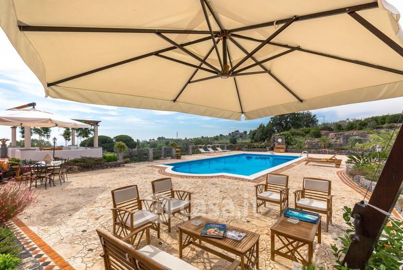 Villa in Via Brinzio 20 — foto 12 di 36