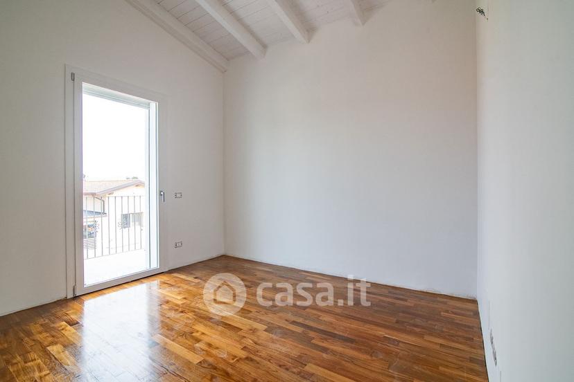 Villa in Via Mario Baratta — foto 27 di 63