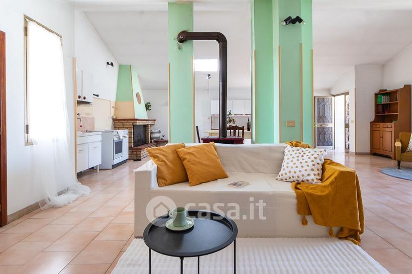 Trilocale in Via Aterno 339 — foto 25 di 65