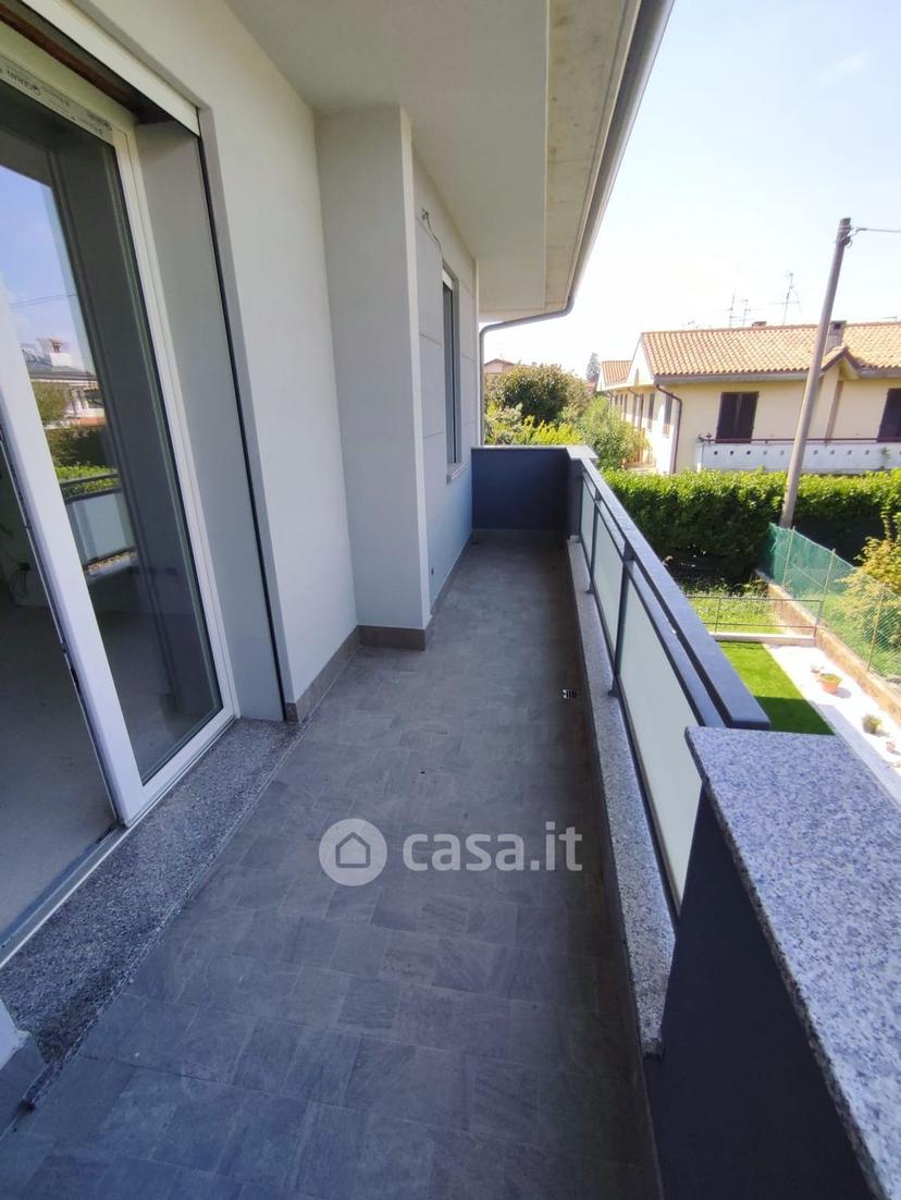Trilocale in Via Valtrighe — foto 31 di 33