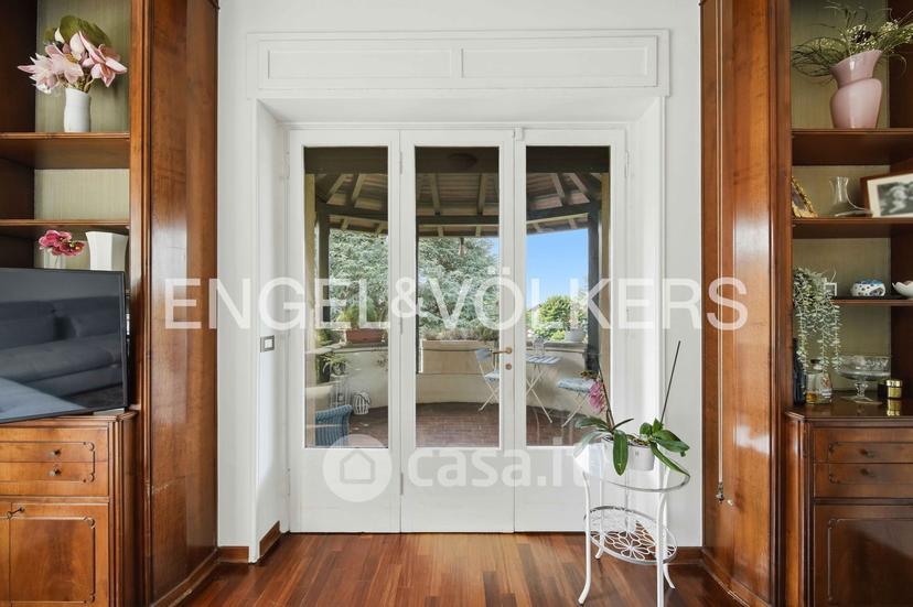 Villa in Roma 41 — foto 51 di 83