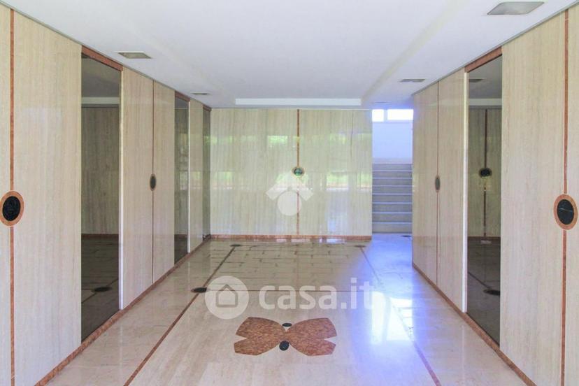 Trilocale in Via Senna 35 — foto 8 di 9