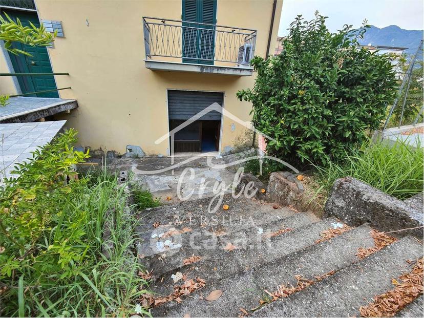 Trilocale in Via della Gora 57 — foto 6 di 18