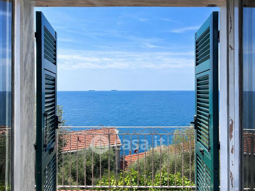 Villa in Via Giacomo Matteotti 13 — foto 20 di 45