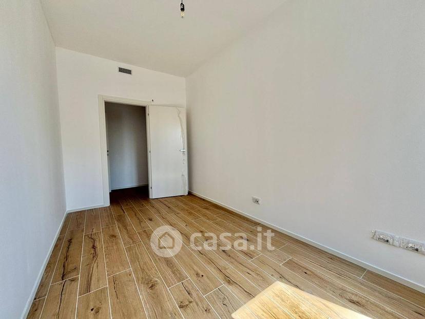 Trilocale in Via Don Orione 44 — foto 2 di 28