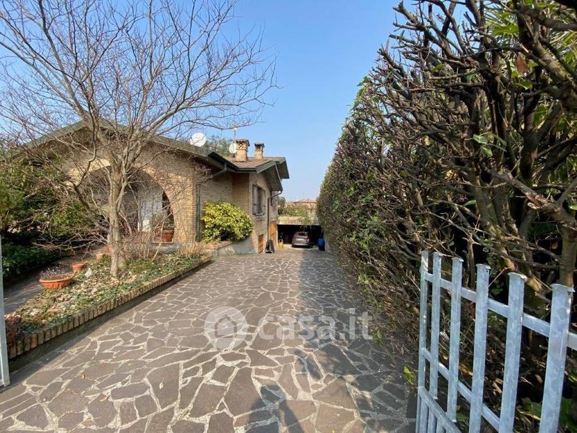 Villa in Via Sandro Pertini — foto 12 di 56