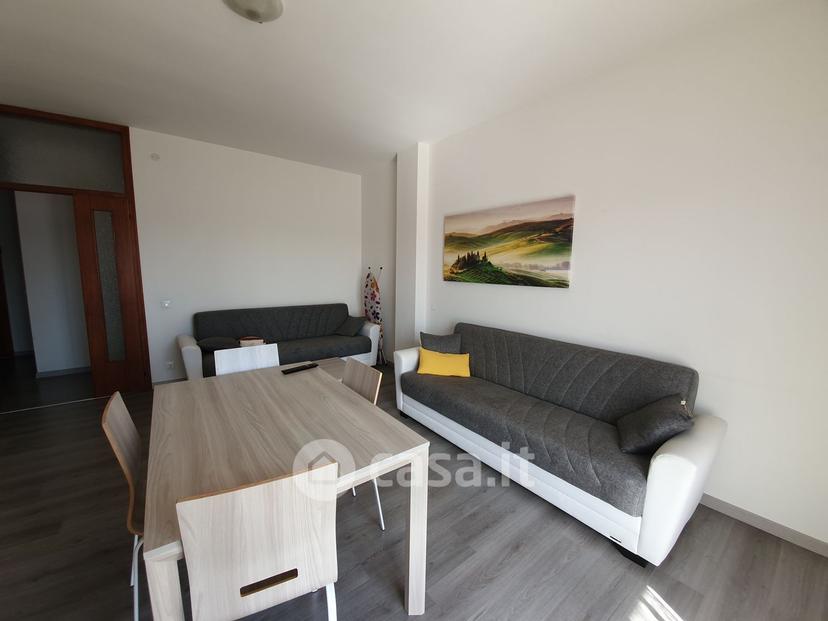 Stanza in Viale Istria 44 — foto 9 di 22