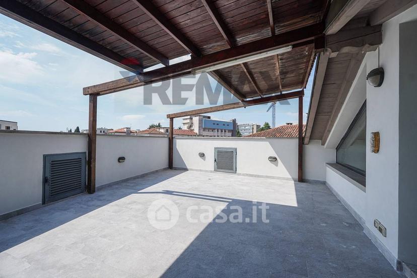 Appartamento in Via Italia 12 — foto 18 di 54
